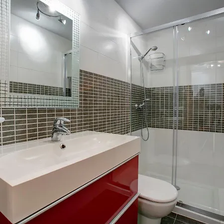 Appartamento Marina Raset By Interhome